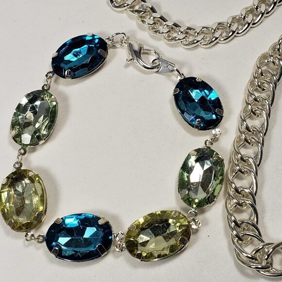 Set of 3 Silver Tone Bangle Bracelets Colorful Crystal Design - Women's Jewelry - Picture 4 of 6